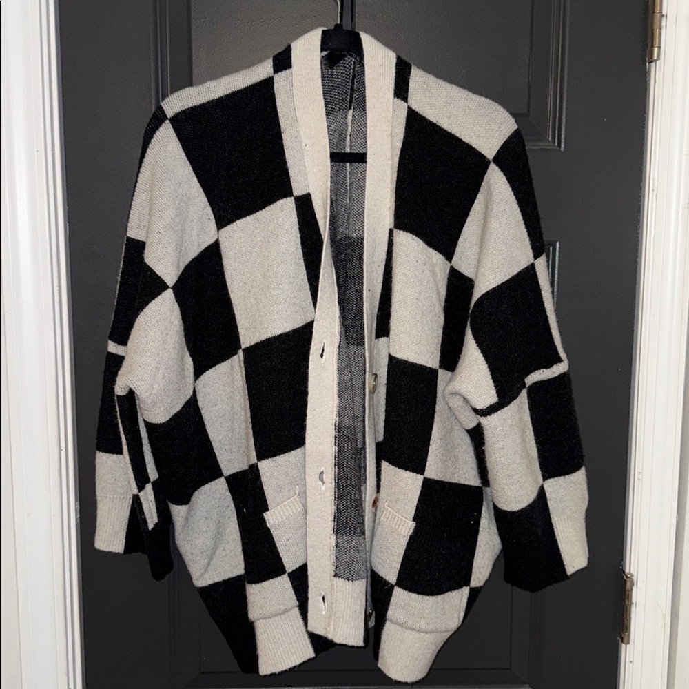 Dressed in LALA checkered Knit Cardigan